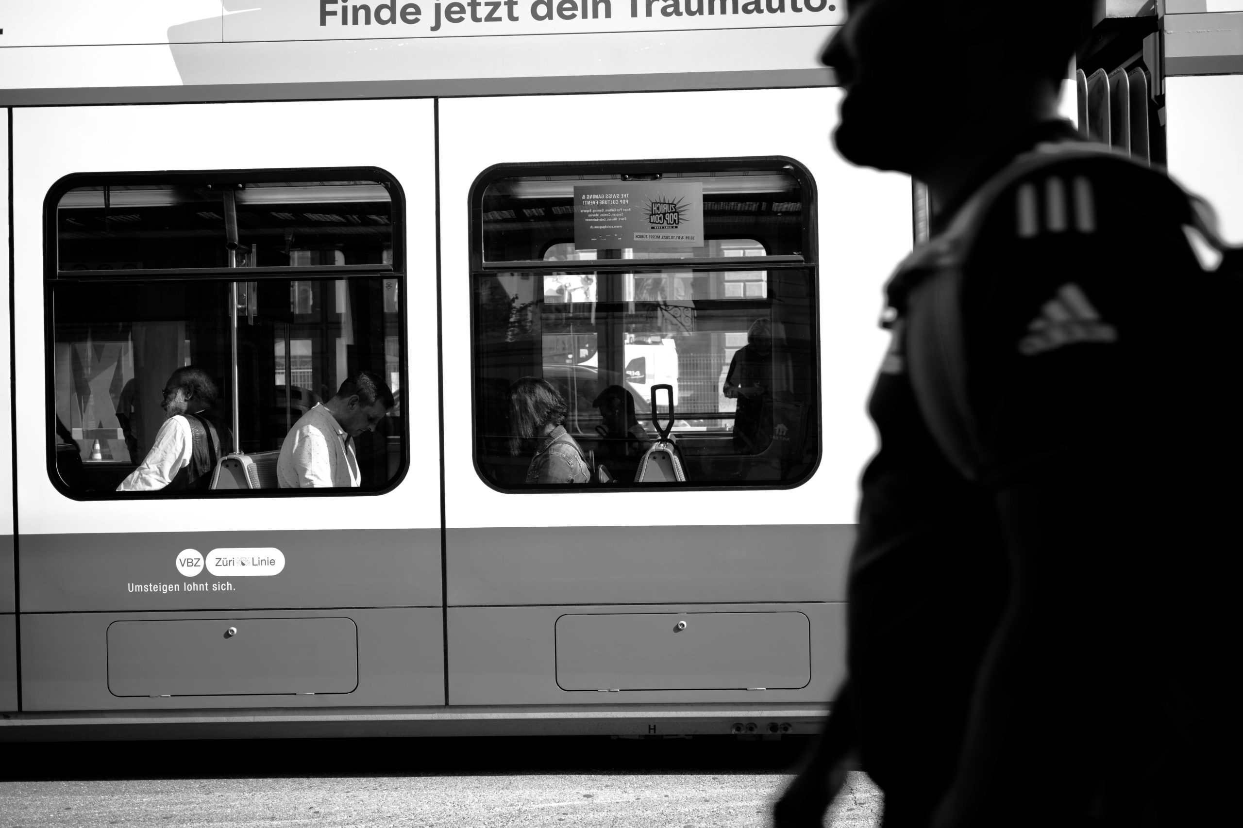 R0000844